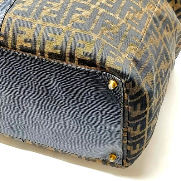 FENDI ZUCA LOGO TRAVEL BAG - Picture 5 of 8